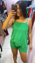 Conjunto feminino shorts e blusa assimétrica - loja online