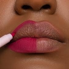 LÁPIS PARA CONTORNO LABIAL INFINITO - NINA MAKEUP - Aconchego