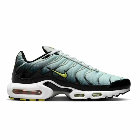 Black and silver nike tns discount