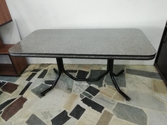 Mesa de formica rectangular borde 2 PVC