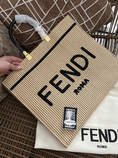 Fendi TOTE raffia  - comprar online