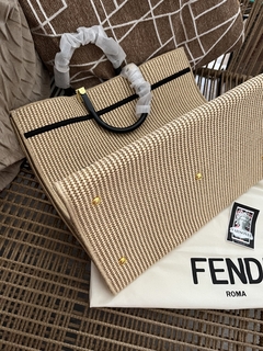 Fendi TOTE raffia  en internet