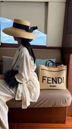 Fendi TOTE raffia 