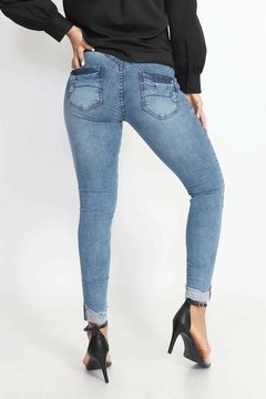 Calça Jeans Feminina Skinny Midi Biotipo Cintura média - Mulher Estilo