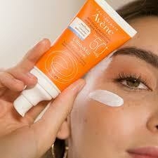 Avene Ultra-Mat Fluido SPF50+ 50 ml en internet