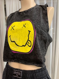 Crop top Nanu en internet