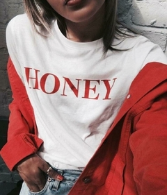 Remera blanca Honey