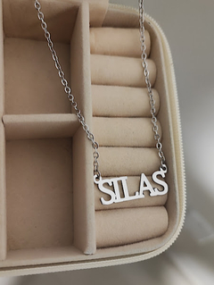 Colar Nome Silas Masculino Personalizado a Pronta Entrega Aço Inox