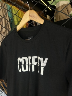 Camisa coffey Roop na internet