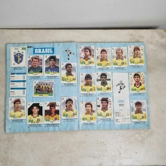 Album completo da Copa do Mundo de 1990. na internet