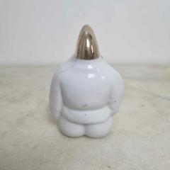 Buda em porcelana, filetado à ouro na internet