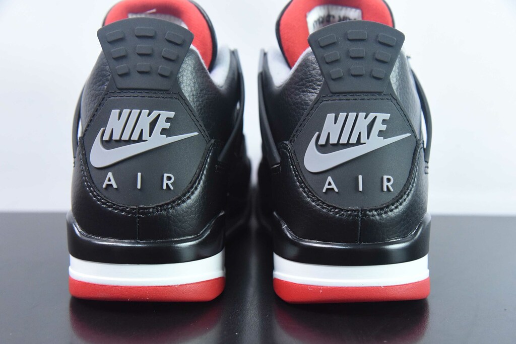 Nike jordan 4 sales bred 2019