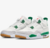 Air Jordan 4 Retro x Nike SB Pine Green na internet