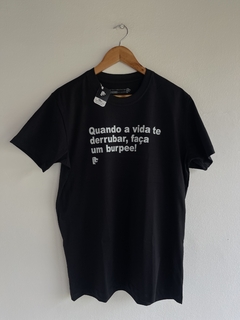 T-Shirt Quando a vida te derrubar, faça um burpee! - comprar online