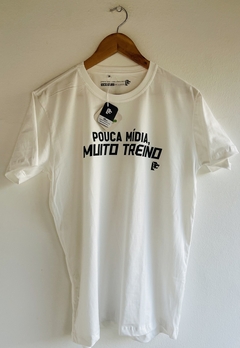 T-Shirt Pouca Mídia, MUITO TREINO - loja online