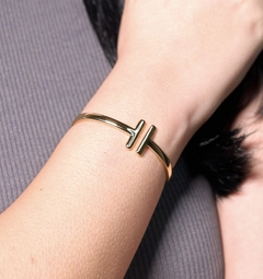 Bracelete T Liso Dourado - comprar online