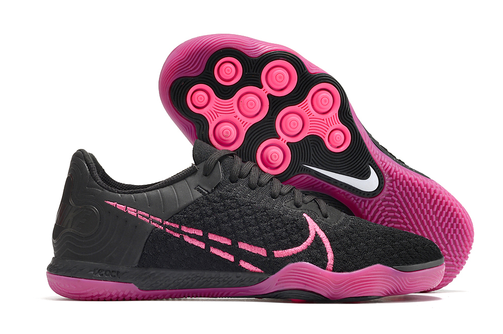 Chuteira preta e rosa hot sale nike