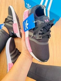 ADIDAS NMD PRETO E ROSA na internet