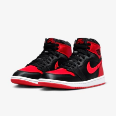 Air Jordan 1 High OG Satin Bred