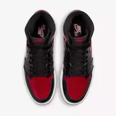 Air Jordan 1 High Patent Bred na internet