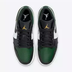 Air Jordan 1 Low Green Toe na internet