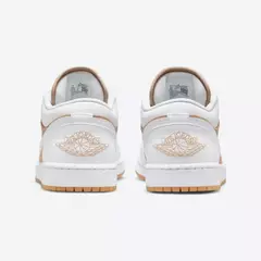 Air Jordan 1 Low Hemp White na internet