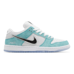 April Skateboards x Nike SB Dunk Low Turbo Green - comprar online