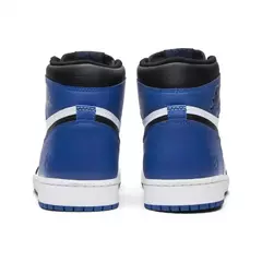 Fragment Design x Air Jordan 1 High OG na internet