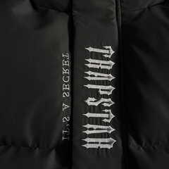 Hooded Puffer-Blackout Edition - comprar online