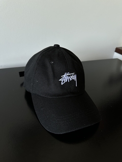 Boné Stussy Stock Low Pro Black - comprar online