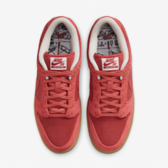 Nike SB Dunk Low Adobe na internet