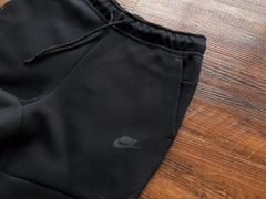 Nike Tech Fleece Black - comprar online