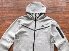 Nike Tech Fleece Grey na internet