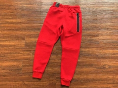 Nike Tech Fleece Red na internet