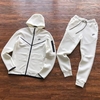 Nike Tech Fleece white