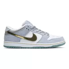 Sean Cliver x Nike SB Dunk Low Holiday Special - comprar online