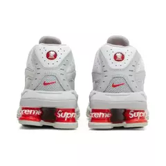 Supreme x Nike Shox Ride 2 White na internet