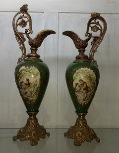 Par De Ánforas Jarras En Bronce Y Porcelana - comprar online