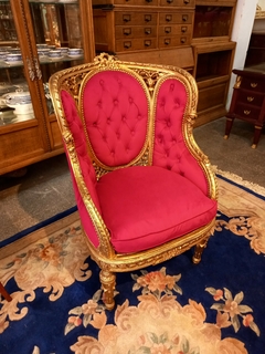 Imagen de Antiguo Sillon Frances Tallado Capitone