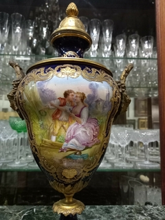 Antiguo Potiche Porcelana Sevres en internet