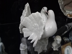 Figura Porcelana Lladro Palomas Blancas