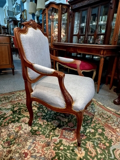 Antiguo Sillon Frances Luis Xv Tallado - comprar online