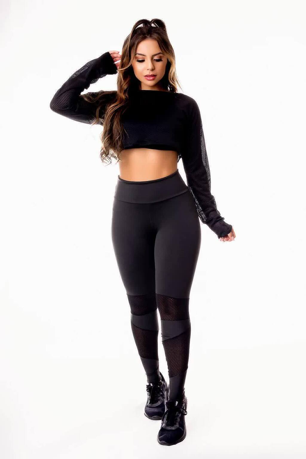 Conjunto Fitness Cropped Preto + Calça Legging com Bolso Tela REF: LX81