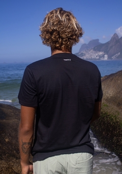 Camisa Copacabana Coroa Preta Boardsco - comprar online