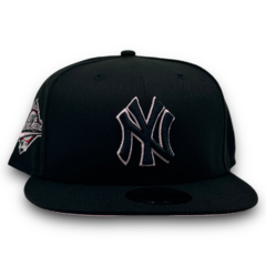 YANKEES BLACK PINK SNAPBACK