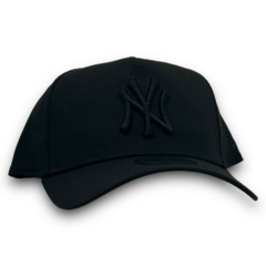 YANKEES BLACK BLACK 9FORTY