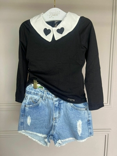 BLUSA PRETA COM PATCH - comprar online