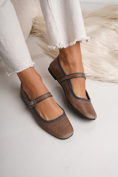 FLATS TITA (ZFE1040) - Volga Mayorista