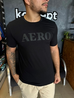 T-SHIRT AERO LISTRADO PRETA