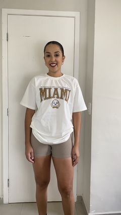 Oversized Raissa Miami Branco - LA Moda Fitness